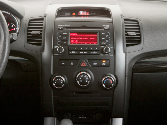 2011 Kia Sorento LX