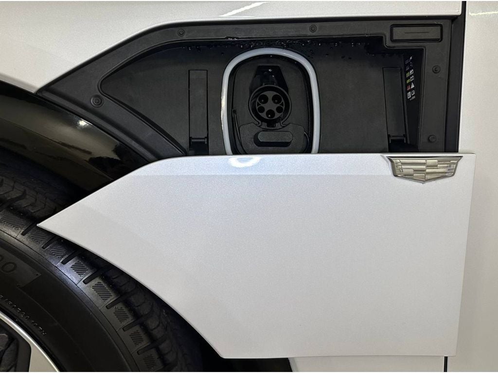 2024 Cadillac Lyriq Sport-2