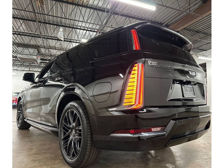 2026 Cadillac ESCALADE IQL Sport-1