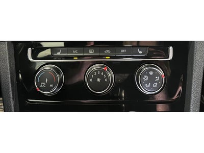 2019 Volkswagen Golf GTI SE