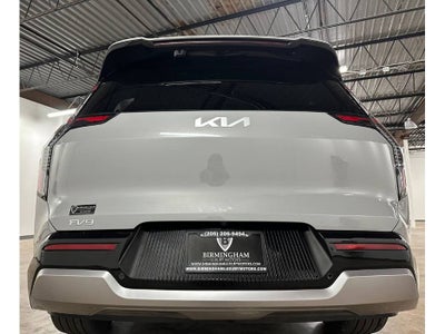 2026 Kia EV9 Land