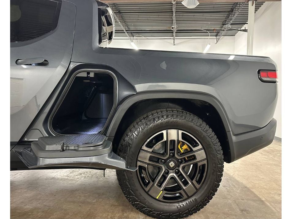2022 Rivian R1T Launch Edition