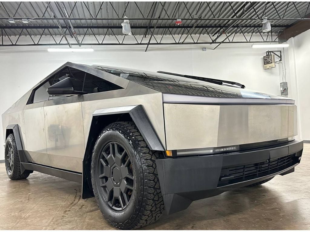 2024 Tesla Cybertruck Foundation