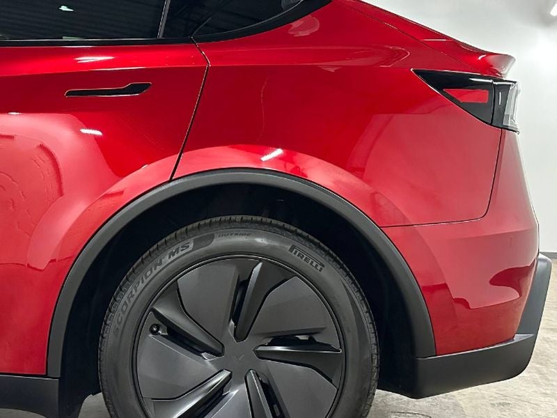 2026 Tesla Model Y Long Range