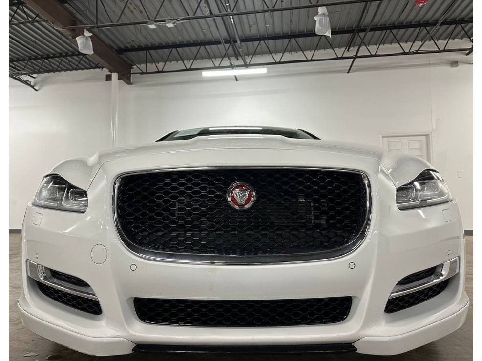 2019 Jaguar XJ XJ R-Sport