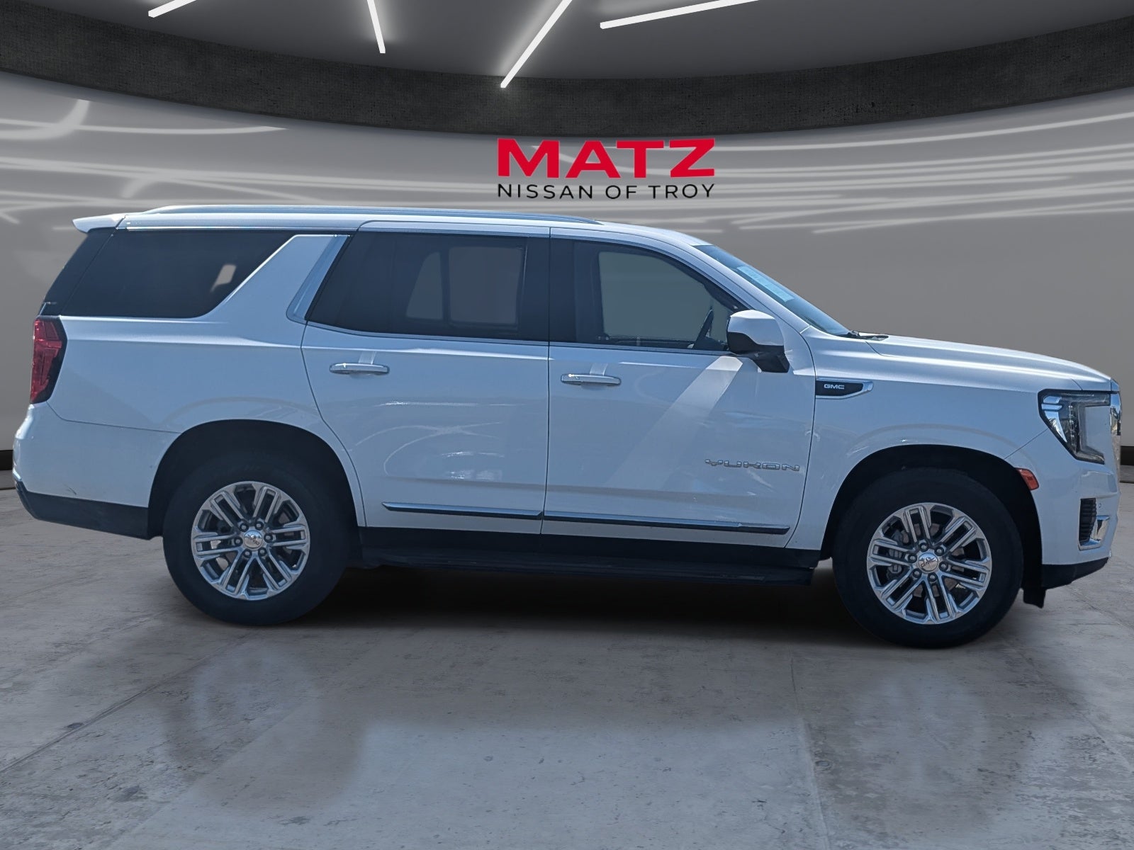 2024 GMC Yukon SLT