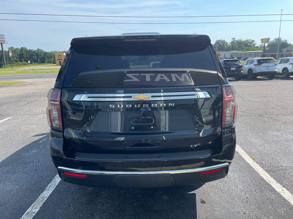 2024 Chevrolet Suburban LT