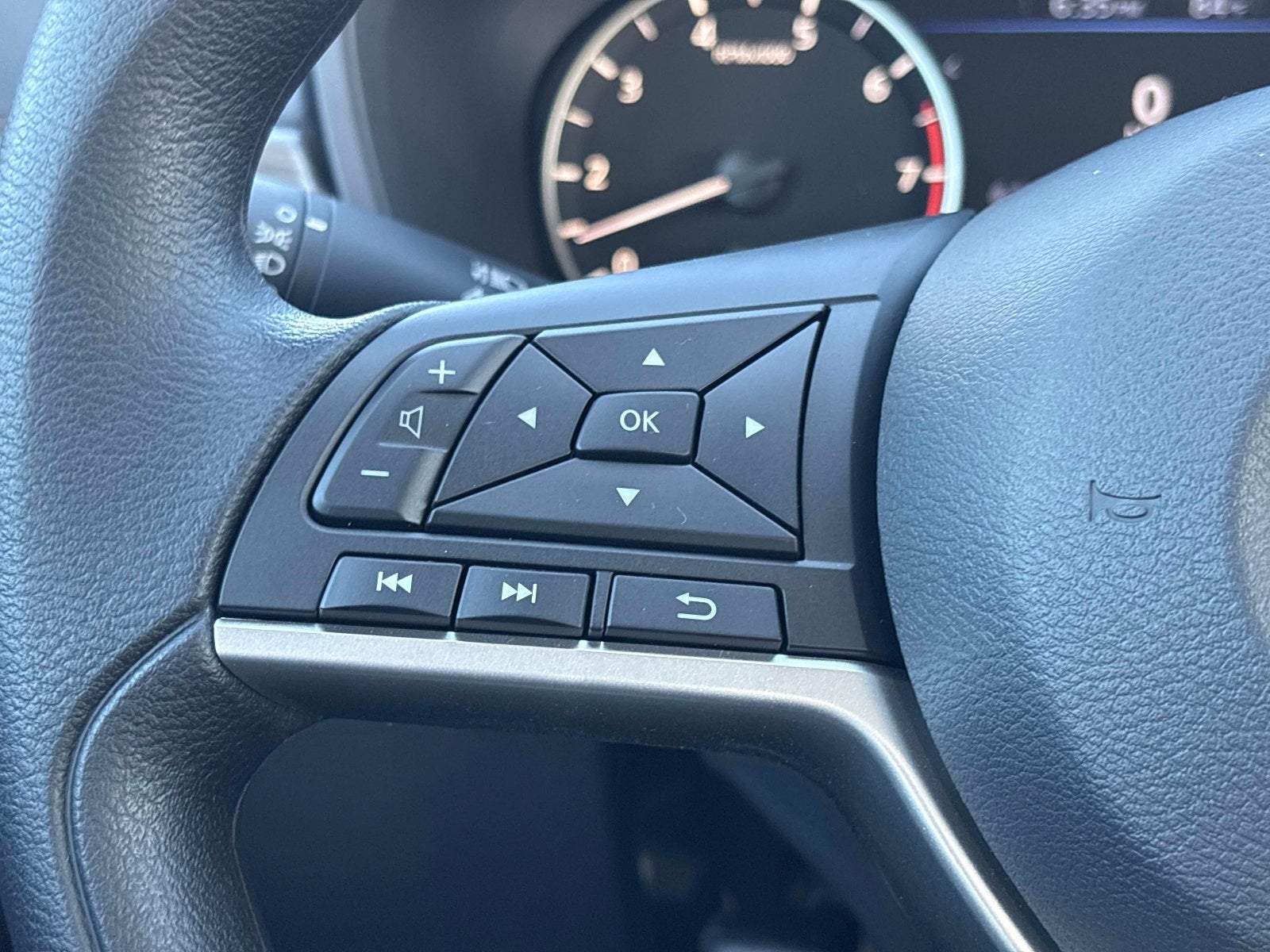 2026 Nissan Altima SV