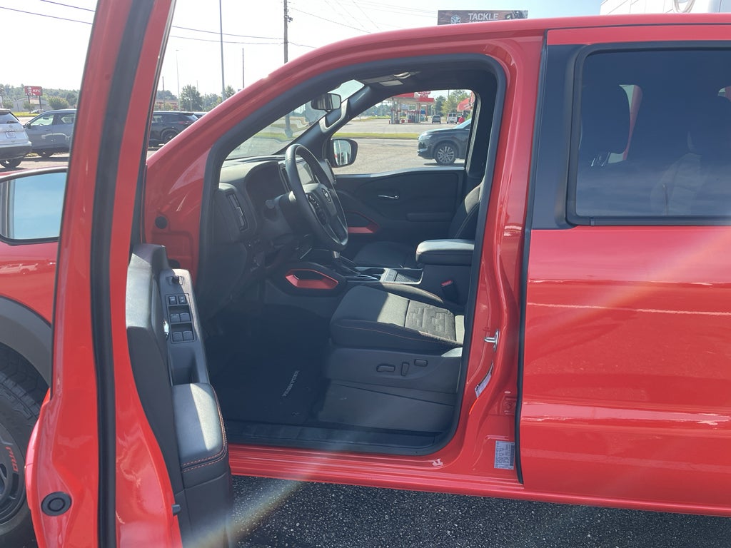 2025 Nissan Frontier PRO-X