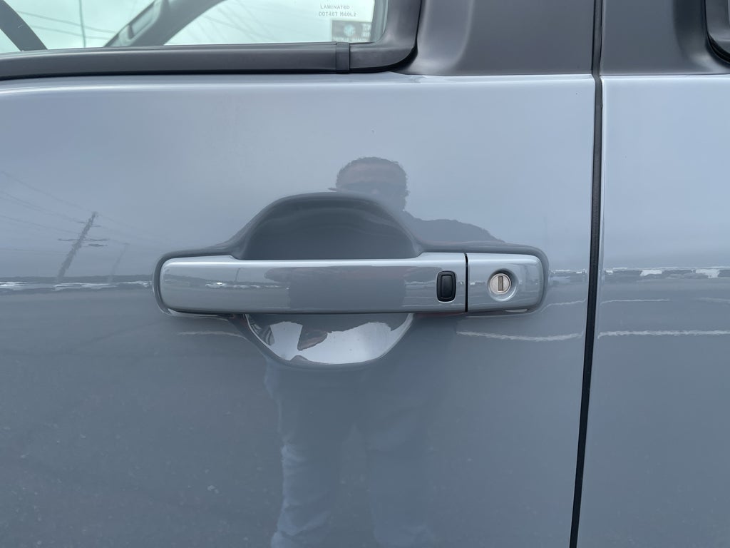 2025 Nissan Frontier PRO-X