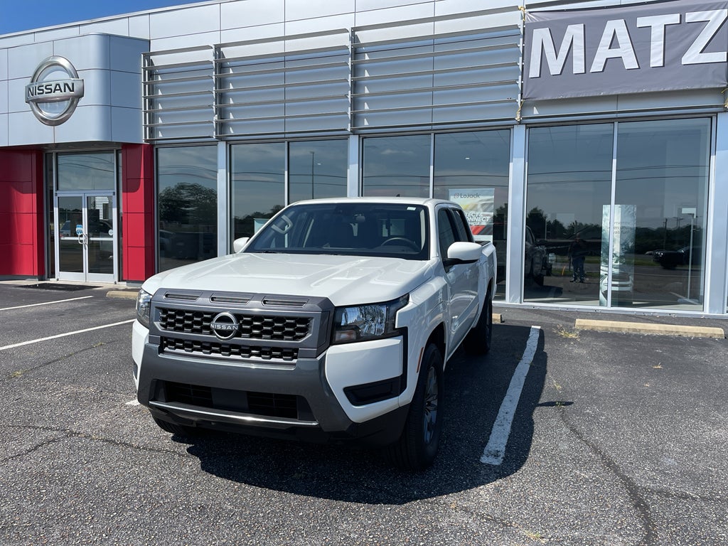 2025 Nissan Frontier SV