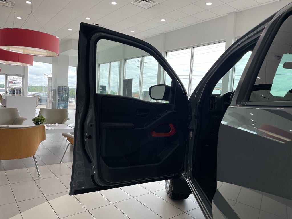 2026 Nissan Frontier PRO-4X w/R Package