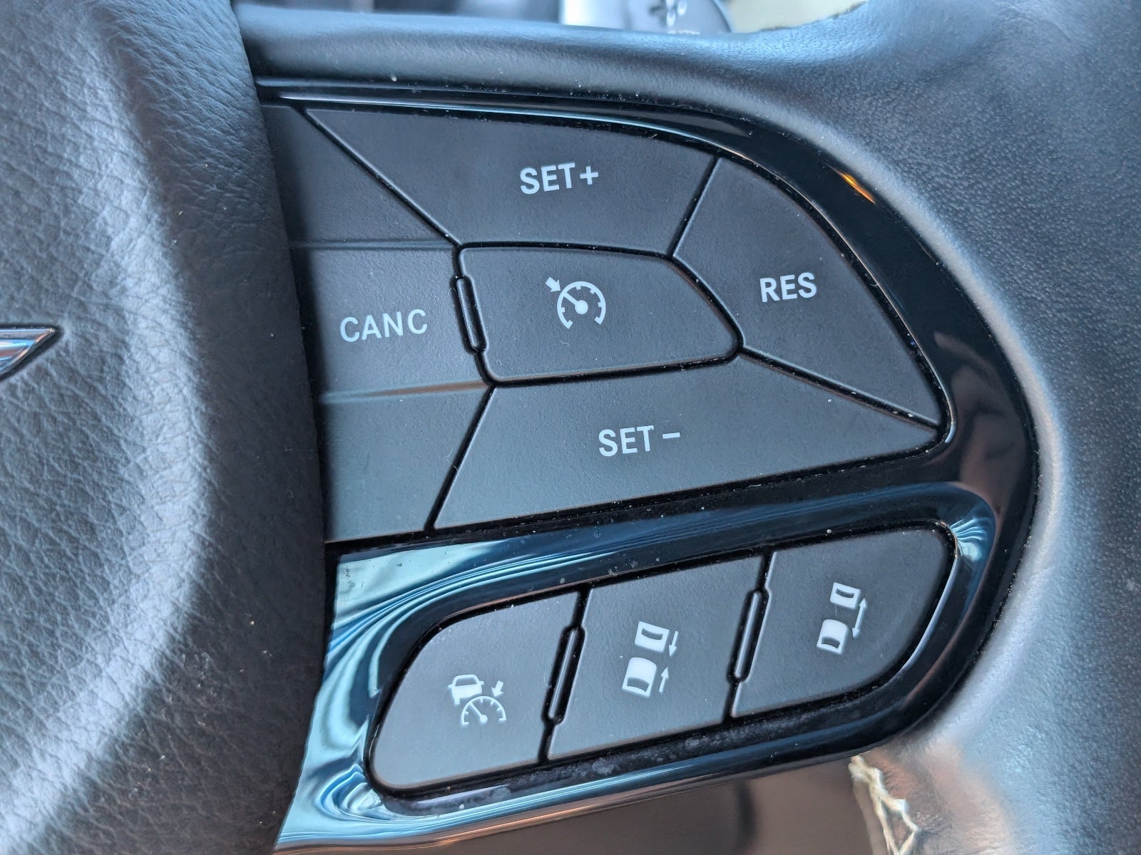 2023 Chrysler 300C 300C