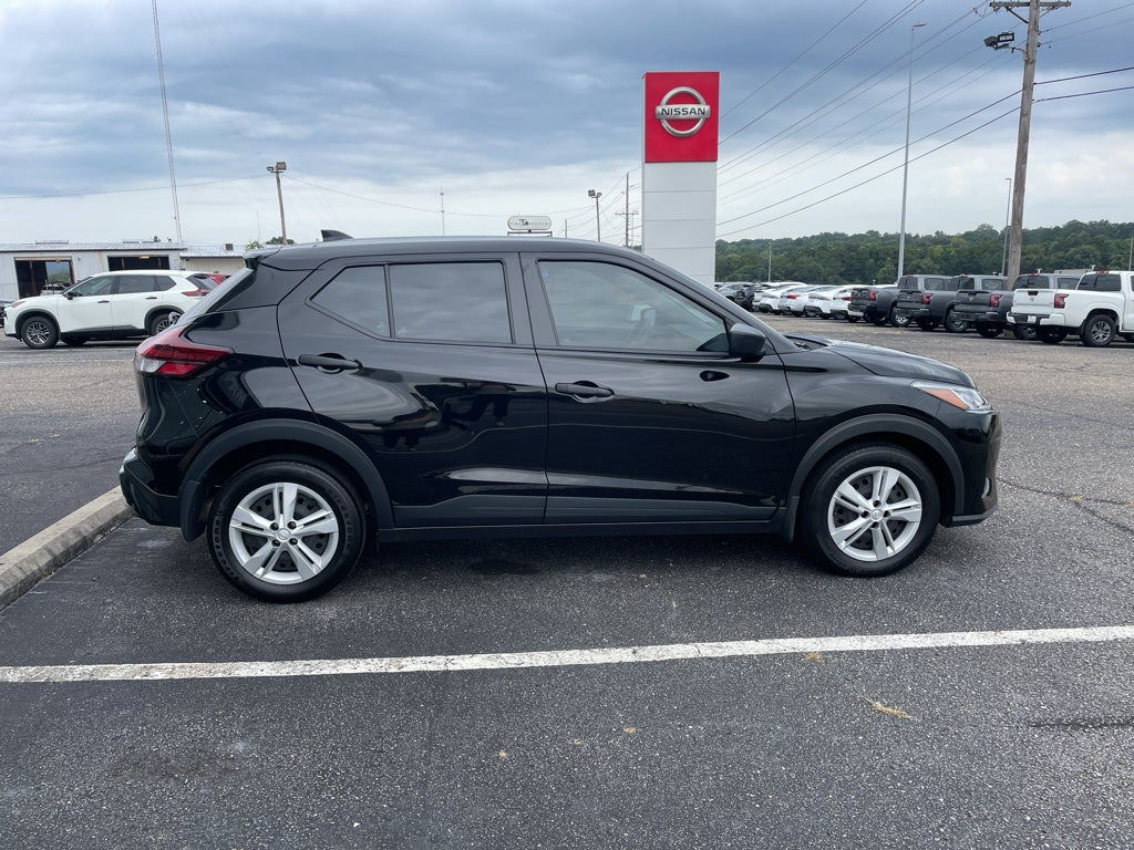 2024 Nissan Kicks S