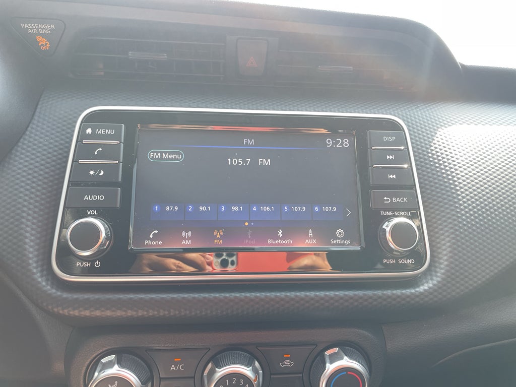 2021 Nissan Kicks S