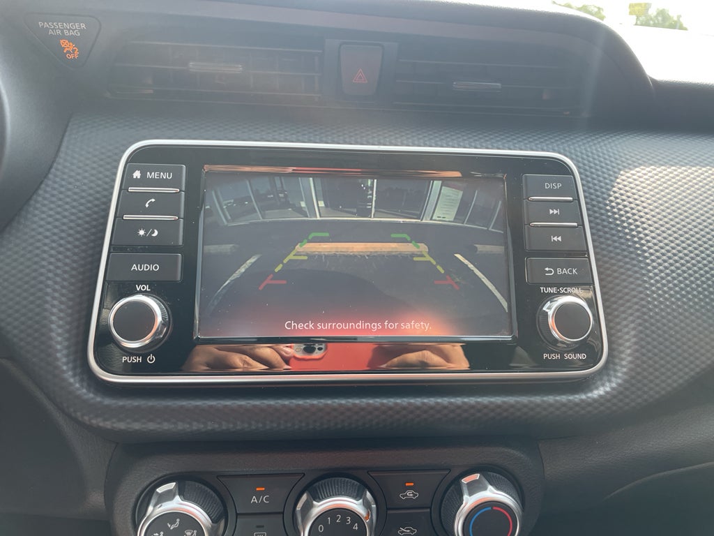 2021 Nissan Kicks S