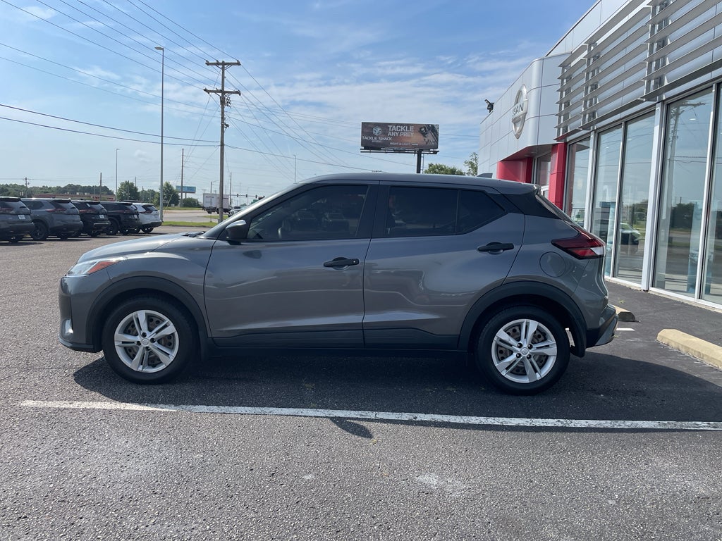 2021 Nissan Kicks S