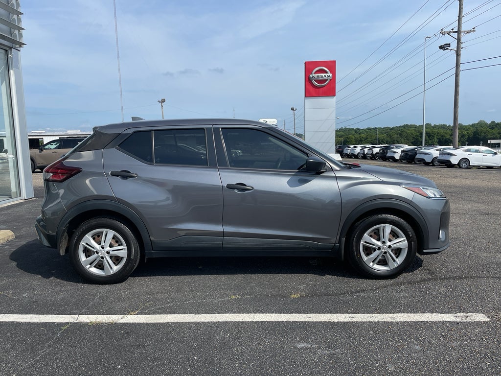 2021 Nissan Kicks S