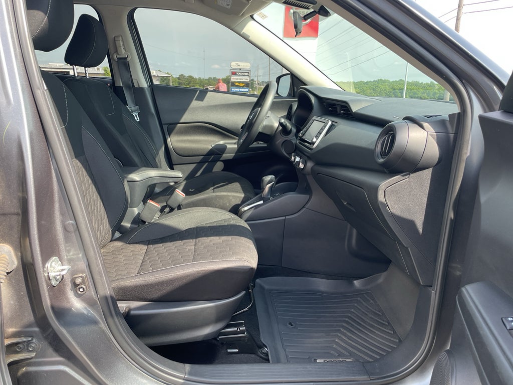 2021 Nissan Kicks S