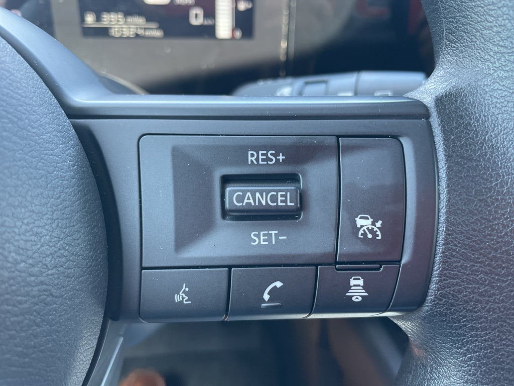 2025 Nissan Kicks S