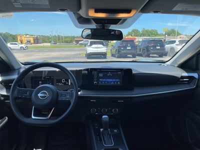 2025 Nissan Kicks S
