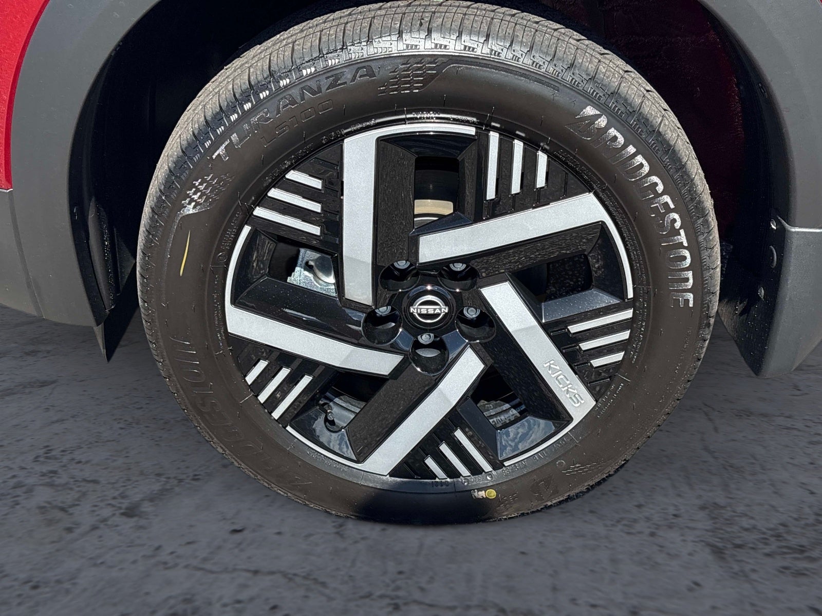 2027 Nissan Kicks SV