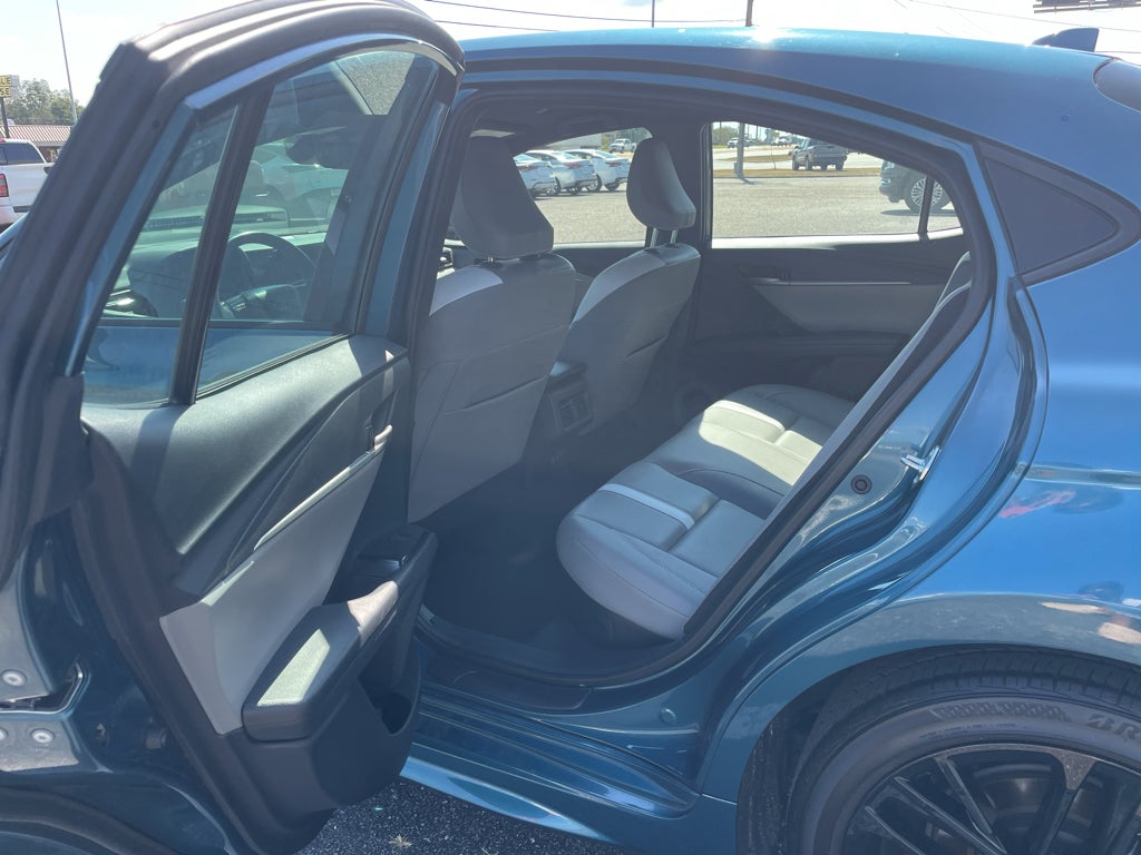 2025 Toyota Camry Hybrid SE