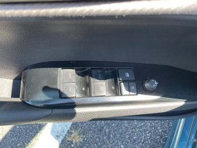 2025 Toyota Camry Hybrid SE