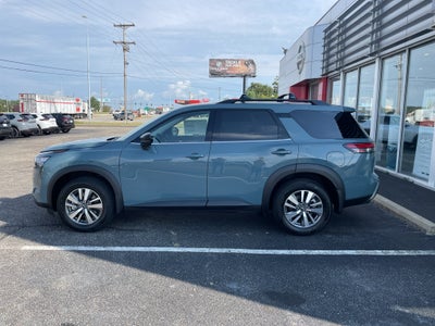 2026 Nissan Pathfinder SL