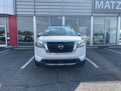 2025 Nissan Pathfinder Platinum