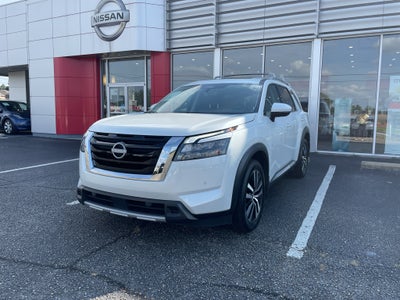 2025 Nissan Pathfinder Platinum