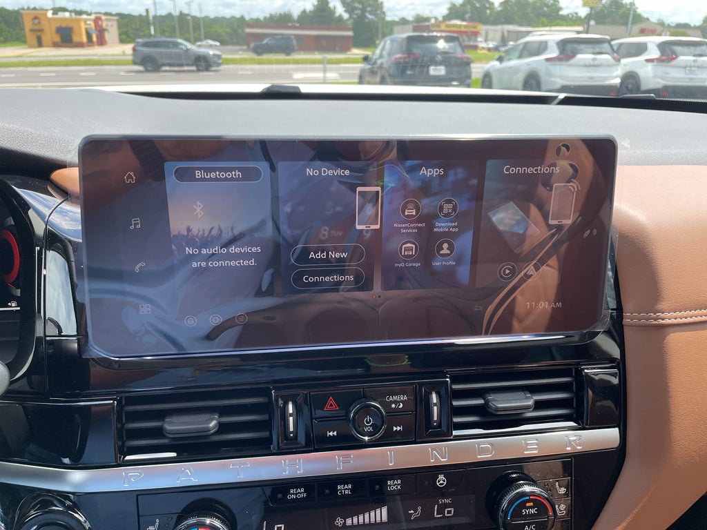 2026 Nissan Pathfinder Platinum