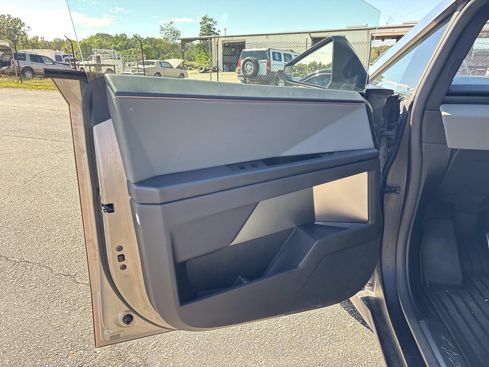 2024 Tesla Cybertruck AWD