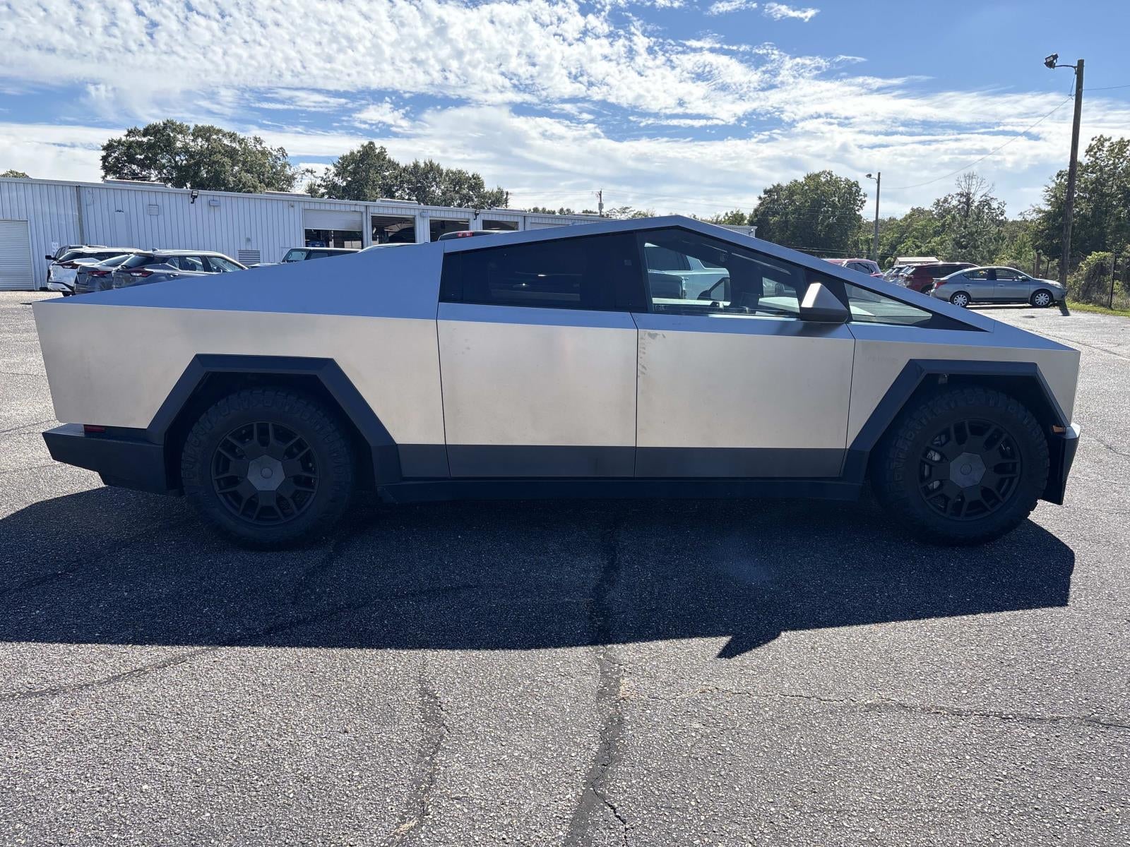 2024 Tesla Cybertruck AWD