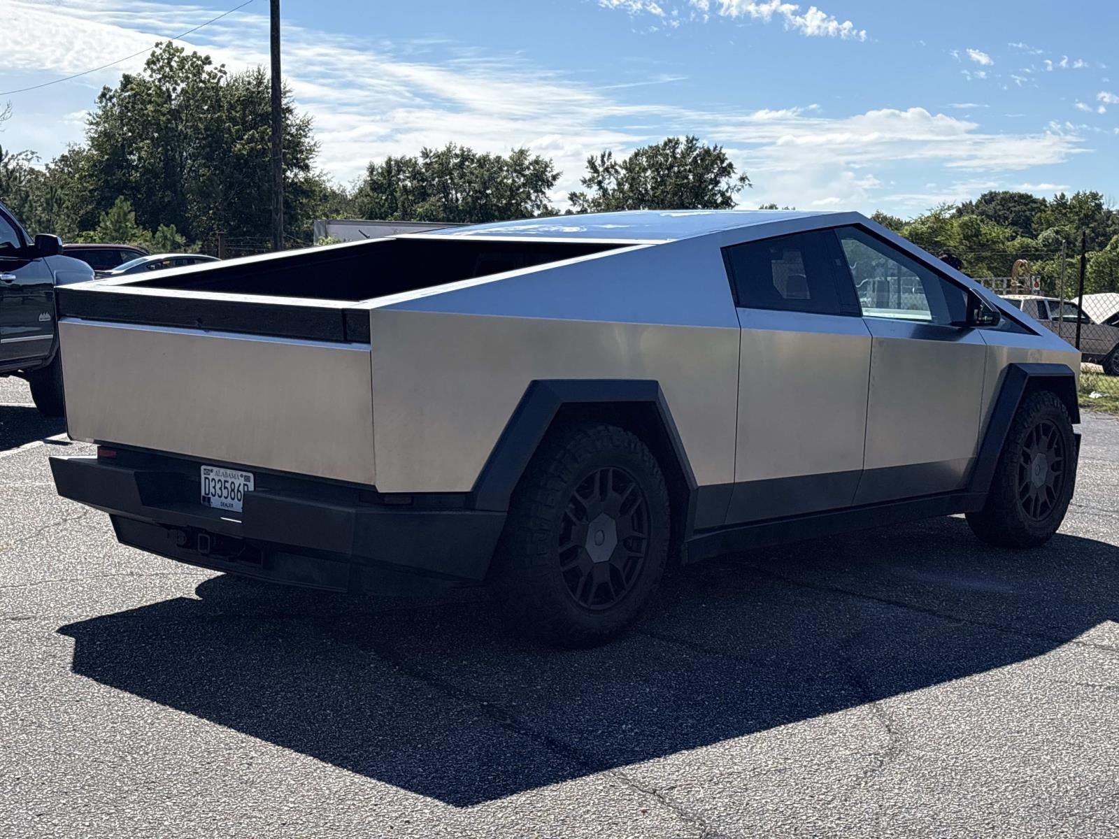 2024 Tesla Cybertruck AWD