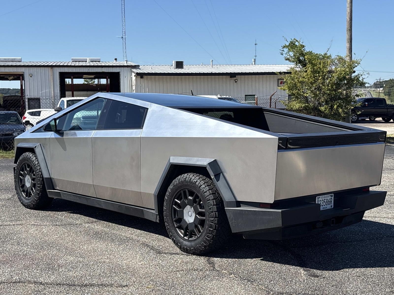 2024 Tesla Cybertruck AWD