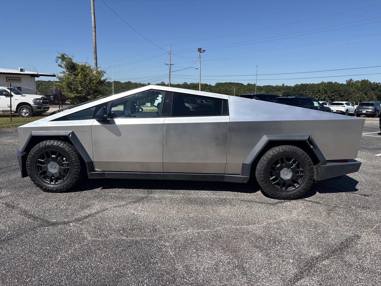 2024 Tesla Cybertruck AWD