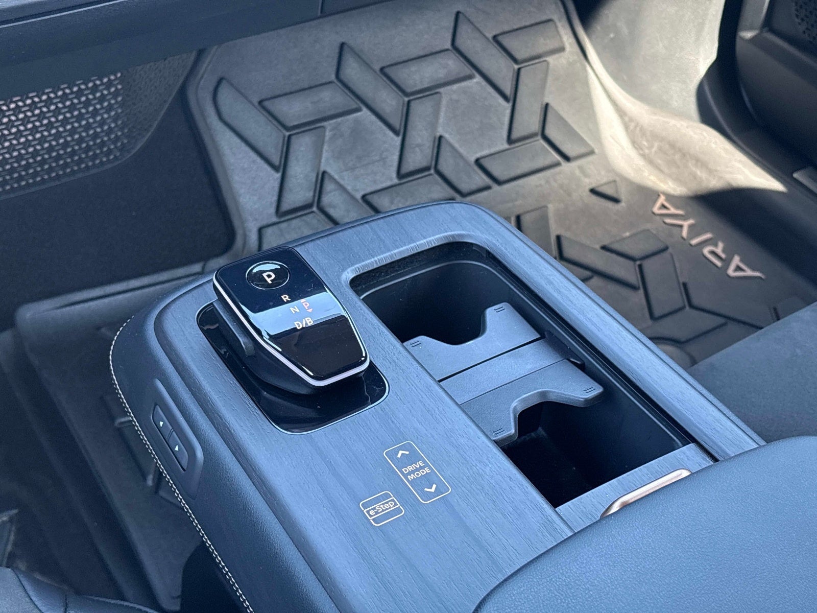 2024 Nissan Ariya ENGAGE+