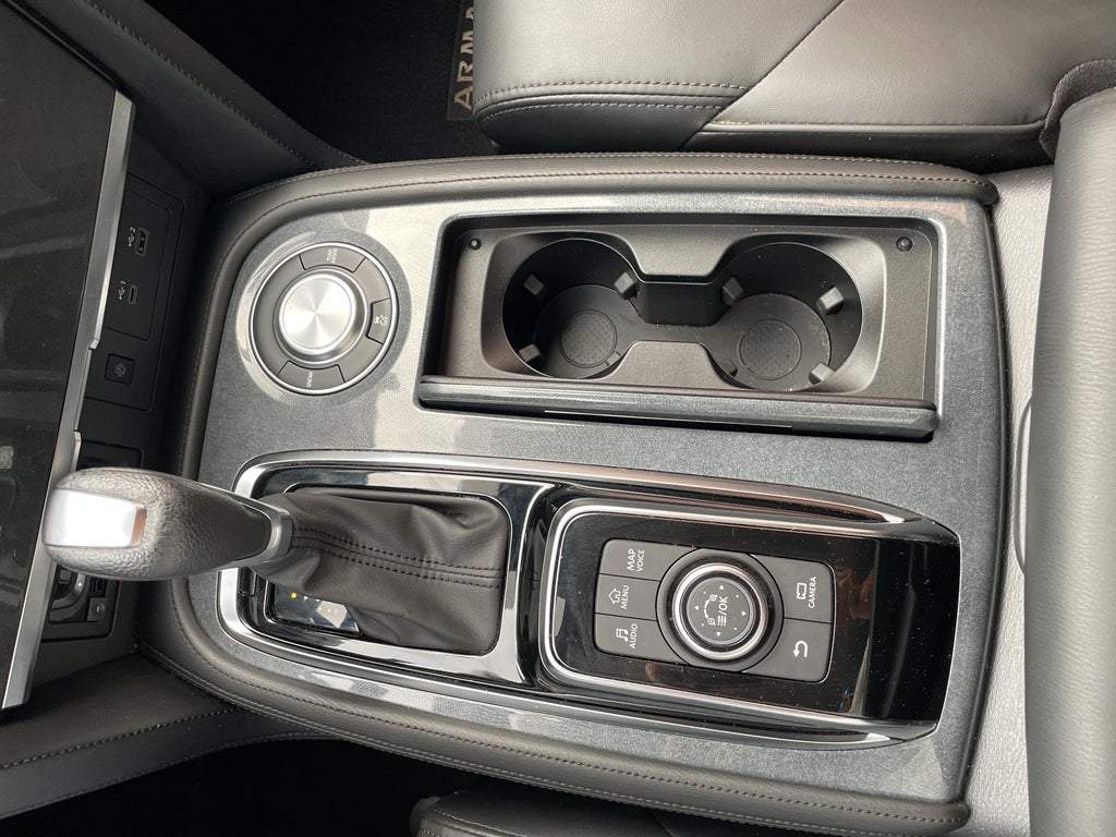 2022 Nissan Armada SV
