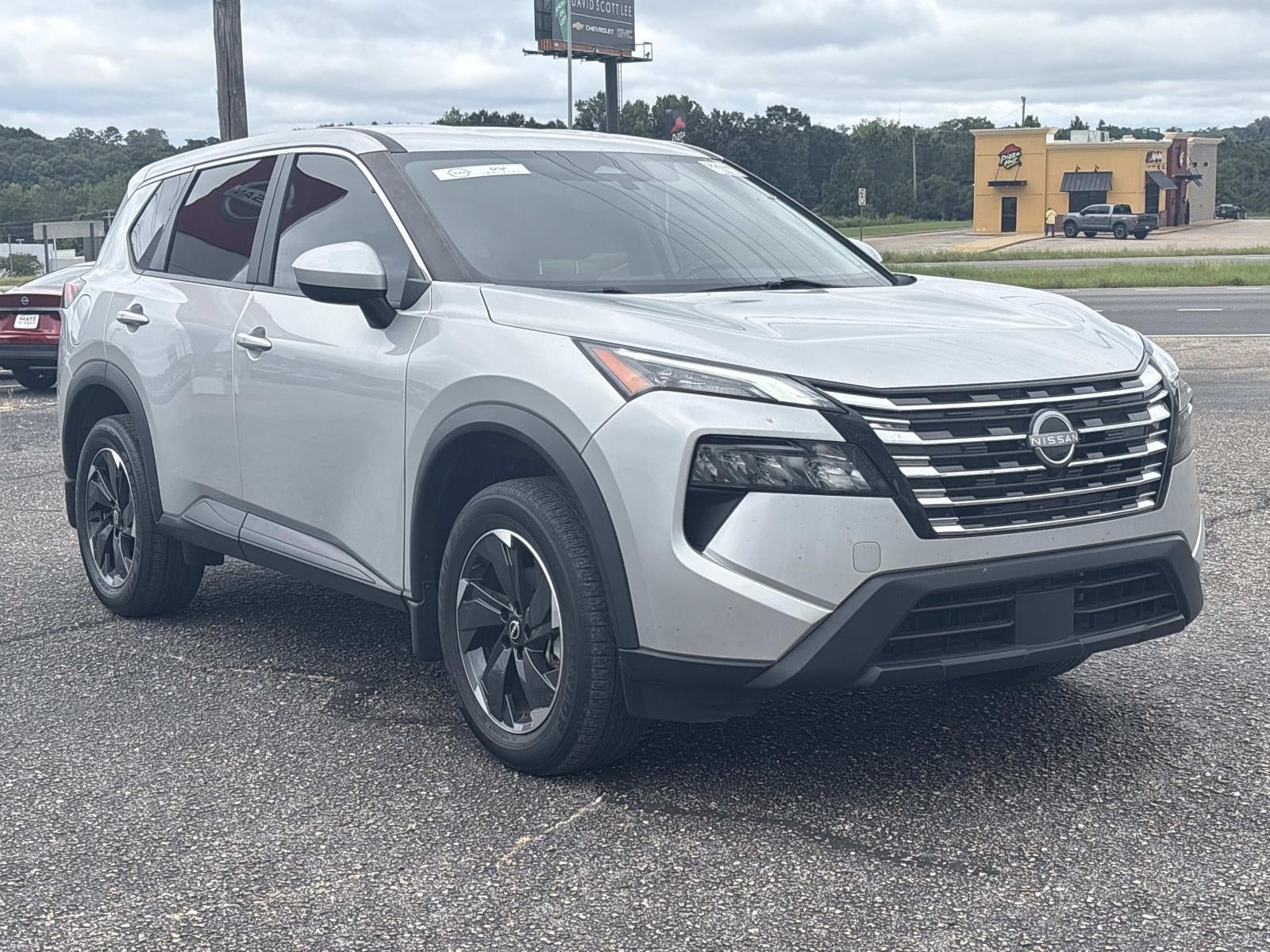 2024 Nissan Rogue SV