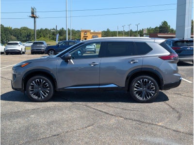 2025 Nissan Rogue Platinum
