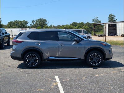 2025 Nissan Rogue Platinum