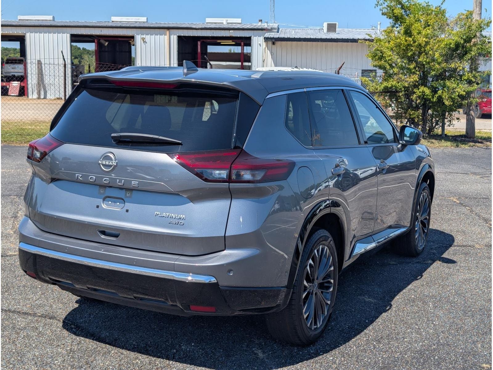 2025 Nissan Rogue Platinum