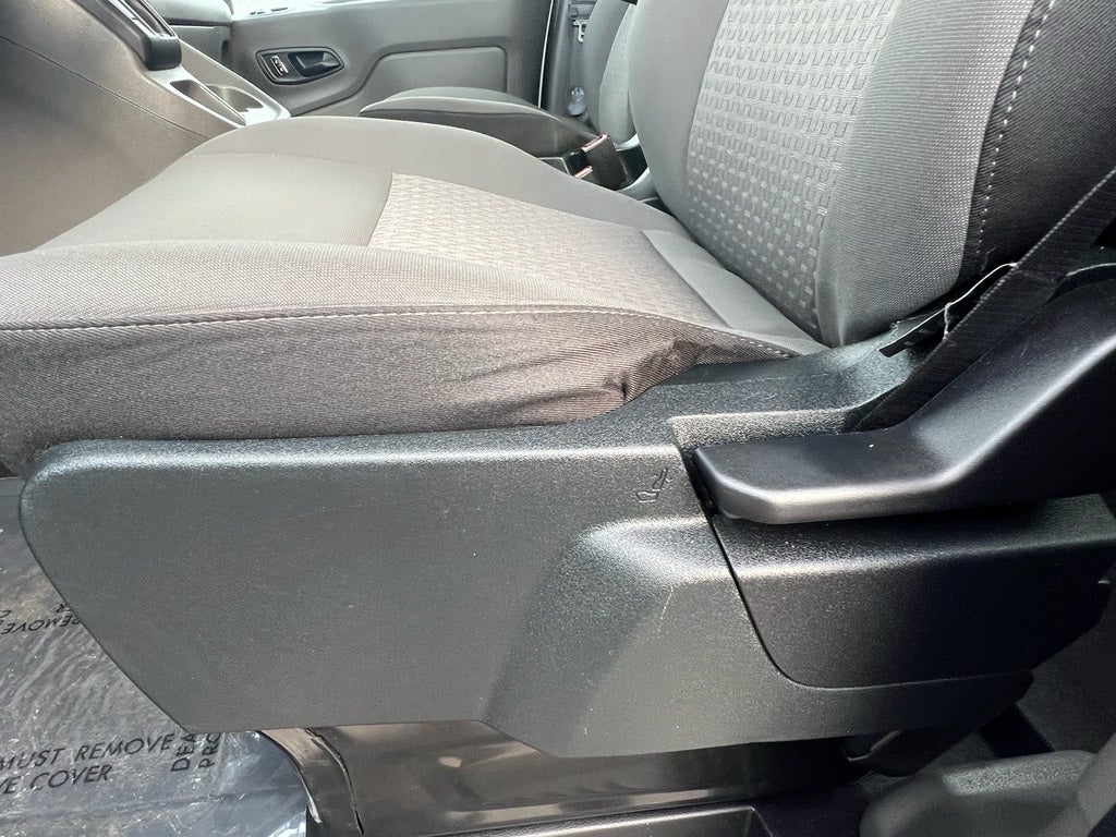 2023 Ford Transit Wagon XLT