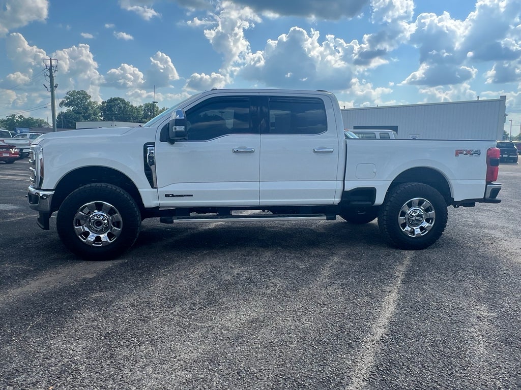 2025 Ford F-250 LARIAT
