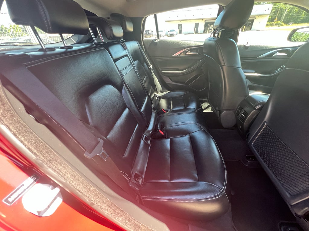 2018 INFINITI QX30 Luxury